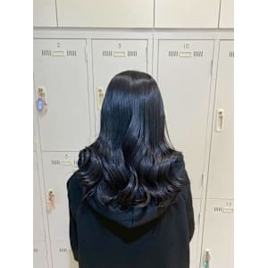 艶っとブルーブラックカラー