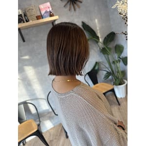 切りっぱなしボブ