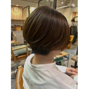 コラーゲン入り髪質改善カラー×ショートスタイル