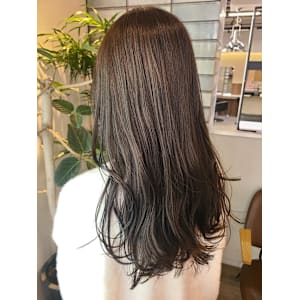 オリーブベージュ - 半個室型美容室 Sourire 新宮店【ハンコシツガタビヨウシツ スーリール シングウテン】掲載中