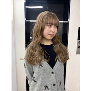 ミルクティーベージュ　久屋大通/栄/名古屋/丸の内/伏見