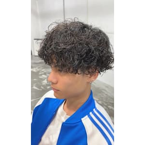 波巻きスパイラルパーマプードルパーマ久屋大通/丸の内/伏見