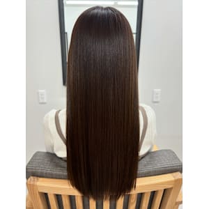 シナジー美髪縮毛＋カット＋髪質改善トリートメント