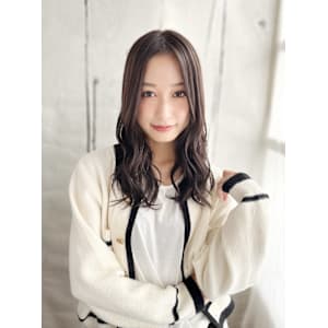 nalu新宿【ナル】×スタイル