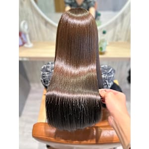 nalu新宿【ナル】×スタイル