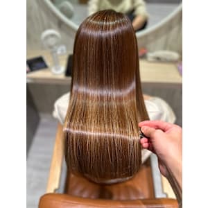 nalu新宿【ナル】×スタイル