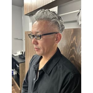 HAIR SALON LORD×スタイル