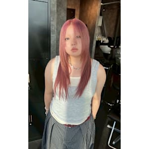 ピンクカラー　ケアブリーチ　ブリーチカラー　原宿/表参道