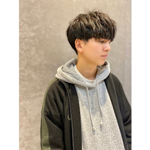 マッシュショート×緩めスパイラル - AUTHEN.HAIR【オーセンヘアー】掲載中