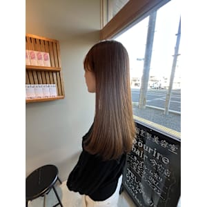 髪質改善水素カラー - 半個室型美容室 Sourire 今宿店【ハンコシツガタビヨウシツ スーリール イマジュクテン】掲載中