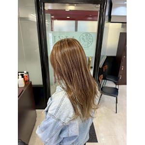 白髪ぼかしハイライト - AIZU本厚木 白髪ぼかし ハイライト バレイヤージュ 髪質改善【アイズホンアツギ シラガボカシ ハイライト バレイヤージュ カミシツカイゼン】掲載中