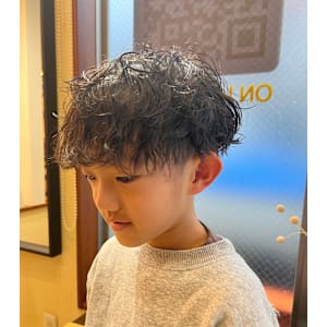 ツイストスパイラルパーマ - ブルーモスクTOKYO【ブルーモスクトウキョウ】掲載中