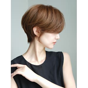 前下がりショート・ボブ/絶壁解消/前髪あり/40代/30代