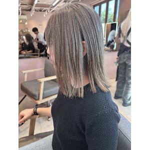 ミルクティーベージュ/ダブルカラー/髪質改善/ブリーチ - SOTOE＆marbb久喜店【ソトエアンドマーブ クキテン】掲載中