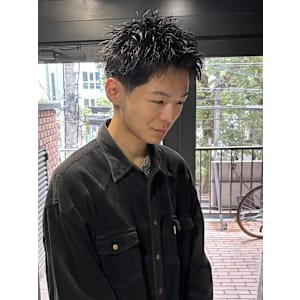 【テーパーフェード×スパイキーショート】短髪/刈り上げ/me - owl 心斎橋【アウル シンサイバシ】掲載中