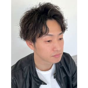 アップバング ツーブロック 眉毛カット ニュアンスパーマ - MENS SALON RUGGED 大野城店【メンズサロンラギッドオオノジョウテン】掲載中