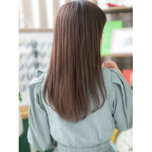 モノトーングレージュ大人かわいい小顔ロング　オリーブグリーン - COVER HAIR bliss 【カバー ヘア ブリス】川口/ららテラス川口東口駅前店【カバー ヘア ブリス カワグチララテラスカワグチヒガシグチエキマエテン】掲載中