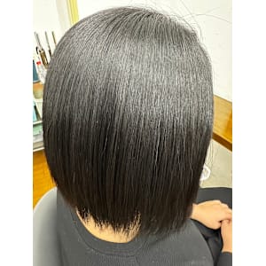 ゆるやか前下りボブ縮毛矯正 - APIS 縮毛矯正専門店【アピス】掲載中