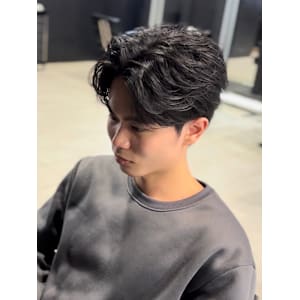 センターパート×ニュアンスパーマ×フェザーパーマ×men's - owl 心斎橋【アウル シンサイバシ】掲載中