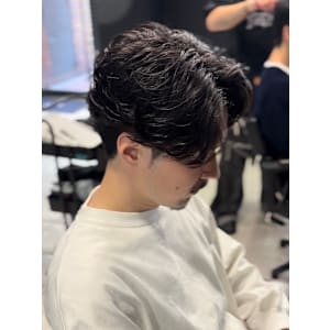 センターパート×ニュアンスパーマ×フェザーパーマ×men's - men's salon owl心斎橋【メンズパーマ特化メンズsalon】【アウル シンサイバシ】掲載中