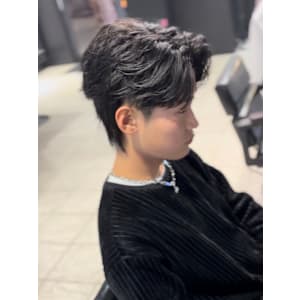 センターパート×ニュアンスパーマ×フェザーパーマ×men's - owl 心斎橋【アウル シンサイバシ】掲載中