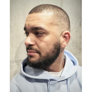 バズカット - Men's Only RAD HAIR DESIGN【メンズオンリーラッドヘアデザイン】掲載中