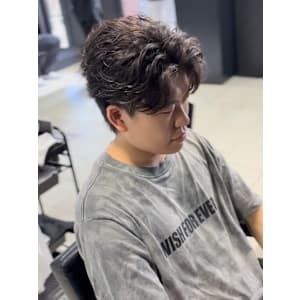 センターパート×ニュアンスパーマ×フェザーパーマ×men's - owl 心斎橋【アウル シンサイバシ】掲載中