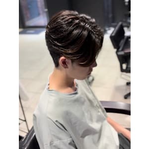 センターパート×ニュアンスパーマ×フェザーパーマ×men's - owl 心斎橋【アウル シンサイバシ】掲載中