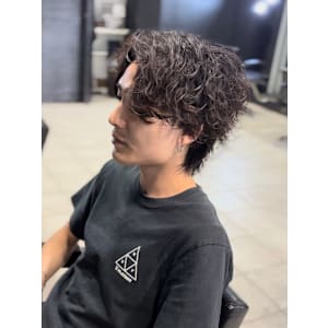 センターパート×波巻きパーマ×スパイラルパーマ×men's - owl 心斎橋【アウル シンサイバシ】掲載中