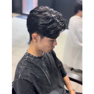 センターパート×ニュアンスパーマ×フェザーパーマ×men's - owl 心斎橋【アウル シンサイバシ】掲載中