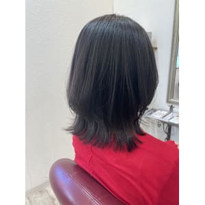 レイヤーカット/メテオカラー/黒髪 - latte atelier【ラテ アトリエ】掲載中
