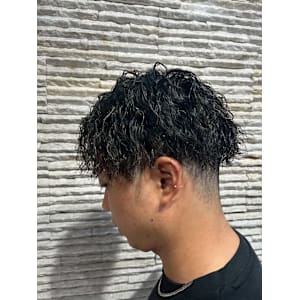 濡れ感ツイスト風パーマ×フェード - Vis Hair＆Beauty 西新井店【ビス ヘア アンド ビューティー】【ビス ヘアアンドビューティー】掲載中