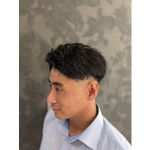 ナチュラルサイドパート - ヒロ銀座バーバーショップ大阪本店【ヒロギンザ バーバーショップオオサカホンテン】掲載中