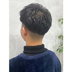 スキンフェードスタイル 　