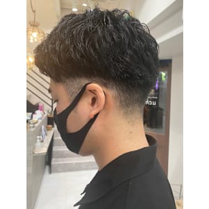 ツーブロショート