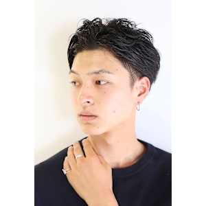 カジュアルオールバックスタイル