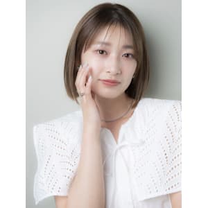 やわらかストレートボブ