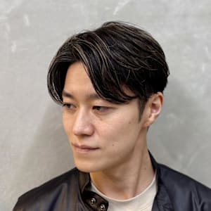 大人メッシュ×センターパート - SARM MAN 人形町〈理容室〉【サームマン ニンギョウチョウ リヨウシツ】掲載中