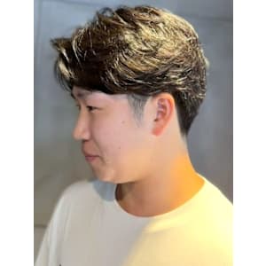 毛流れニュアンスパーマ ツーブロック アップバング【札幌】 - THIS IS BARBER【ディス イズ バーバー】掲載中