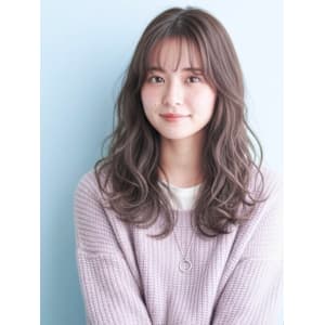 イルミナサンセットの軽やかロングパーマ - Hivira(ハイビラ)武蔵小山の美容室【ハイビラ ムサシコヤマノビヨウシツ】掲載中