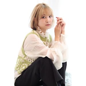 大人キレイ × ふんわりハイトーンボブ