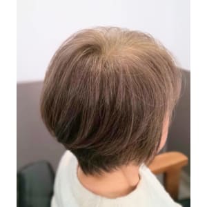 ヘナ染めツヤさらショートスタイル - Hair Design Greath【グリース】掲載中