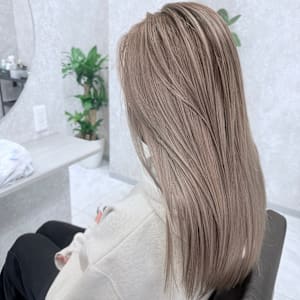 バレイヤージュ - kamiiro ハイトーン/ブリーチ/ダブルカラー/髪質改善【カミイロ ハイトーン ブリーチ ダブルカラー カミシツカイゼン】掲載中