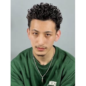 ツイストスパイラルパーマで作る無造作ショート/ツーブロック - ヒロ銀座ヘアーサロン銀座一丁目店【ヒロギンザヘアーサロンギンザイッチョウメテン】掲載中