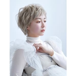 【La fith】無造作ショート×ハイトーンカラー - La fith hair chrome 大宮店【ラフィス ヘアー クロム】【ラフィスヘアー クロム オオミヤテン】掲載中
