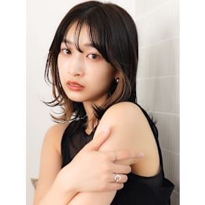 【La fith】外ハネミディ×インナーカラー - La fith hair chrome 大宮店【ラフィス ヘアー クロム】【ラフィスヘアー クロム オオミヤテン】掲載中