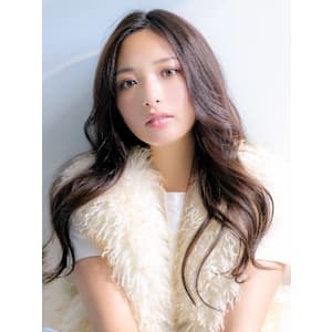 ニュアンスカラー×髪質改善×ふんわりロング