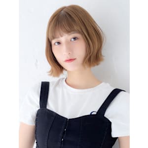 ケアブリーチ×切りっぱなしボブ×重めバング