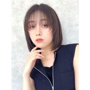 切りっぱなしボブ×レイヤー