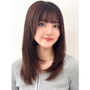 内巻きストレート×シースルーバング